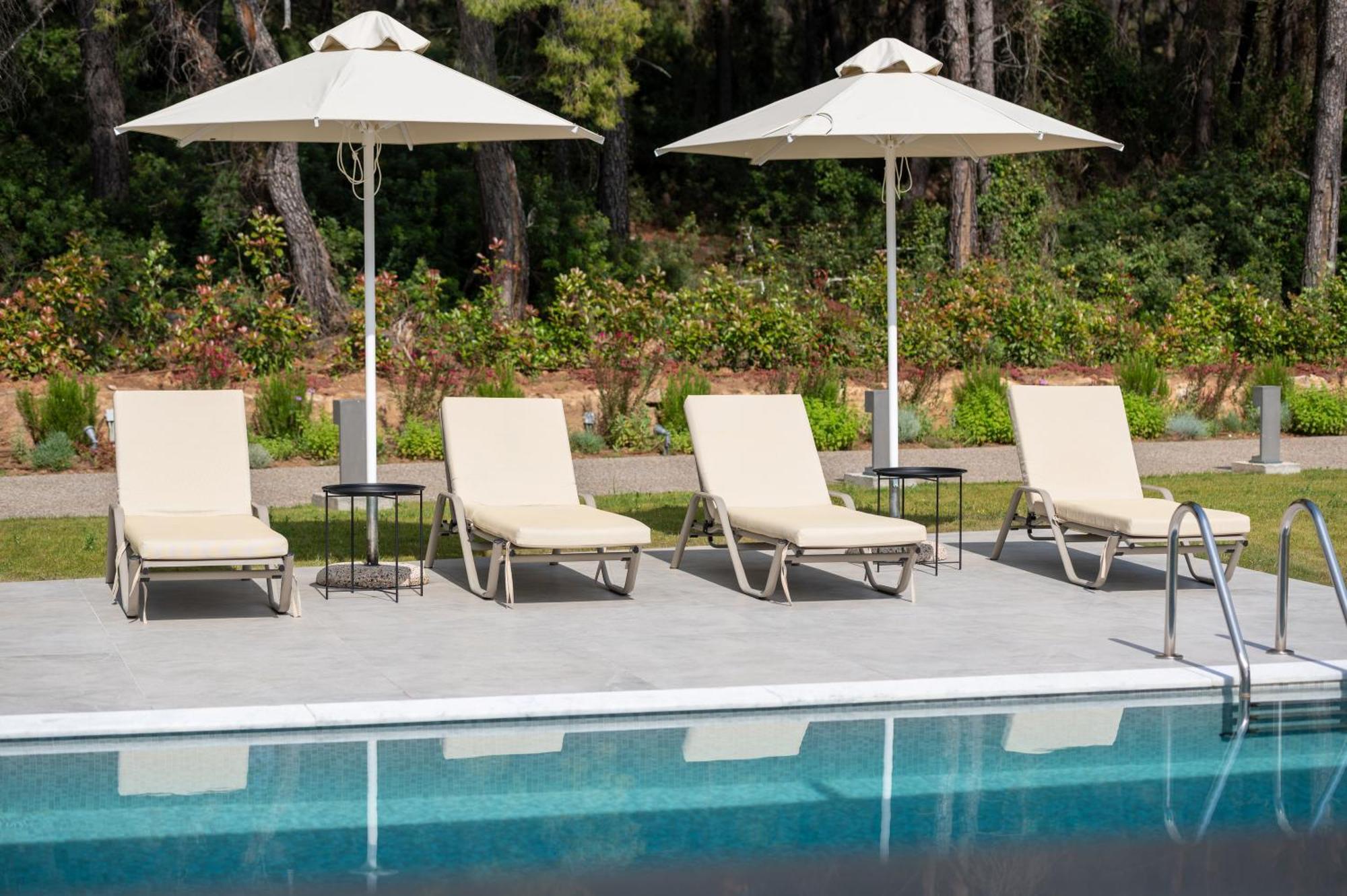 Nikiti Botanic Pool Suites Exterior photo