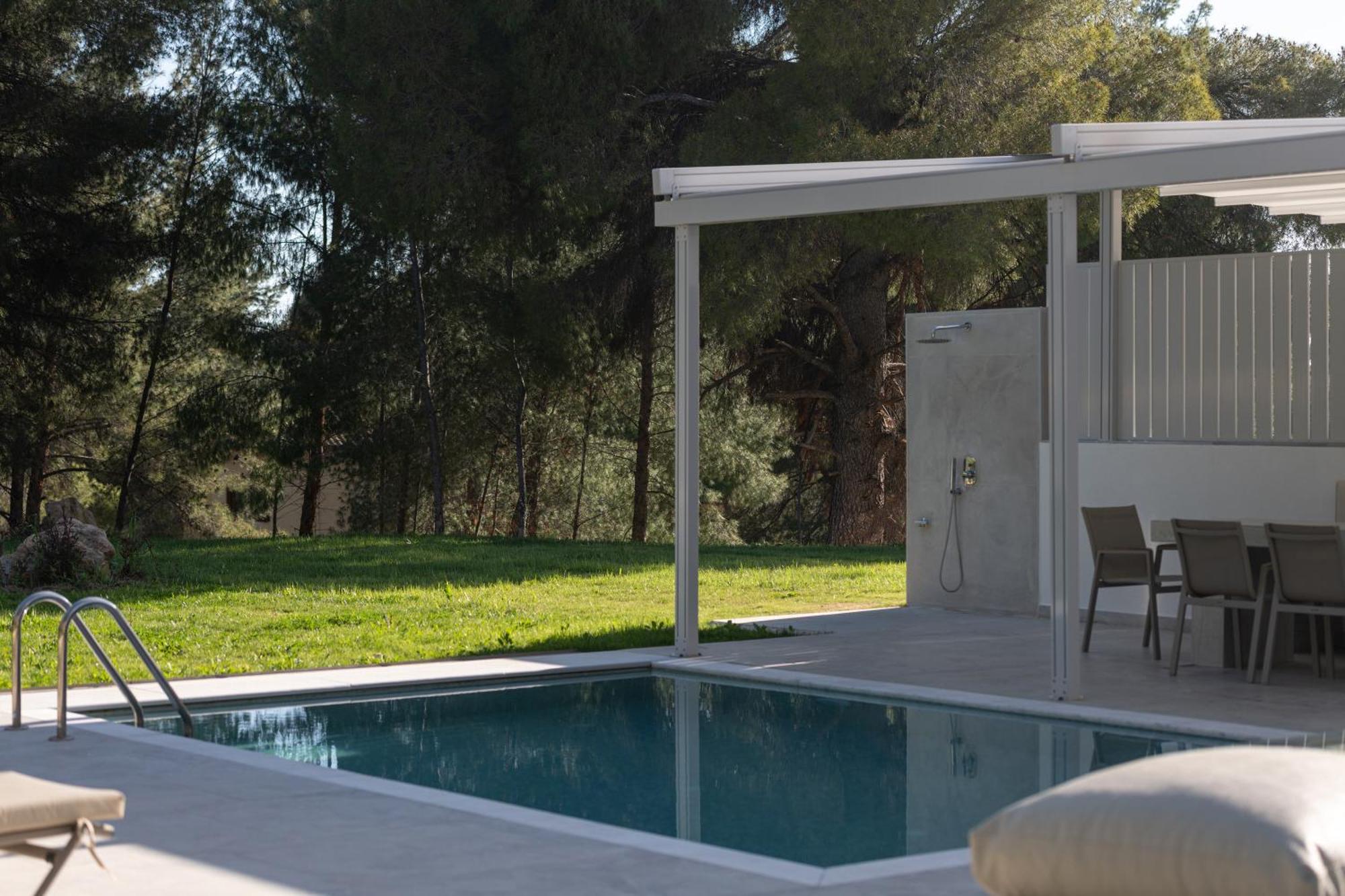Nikiti Botanic Pool Suites Exterior photo